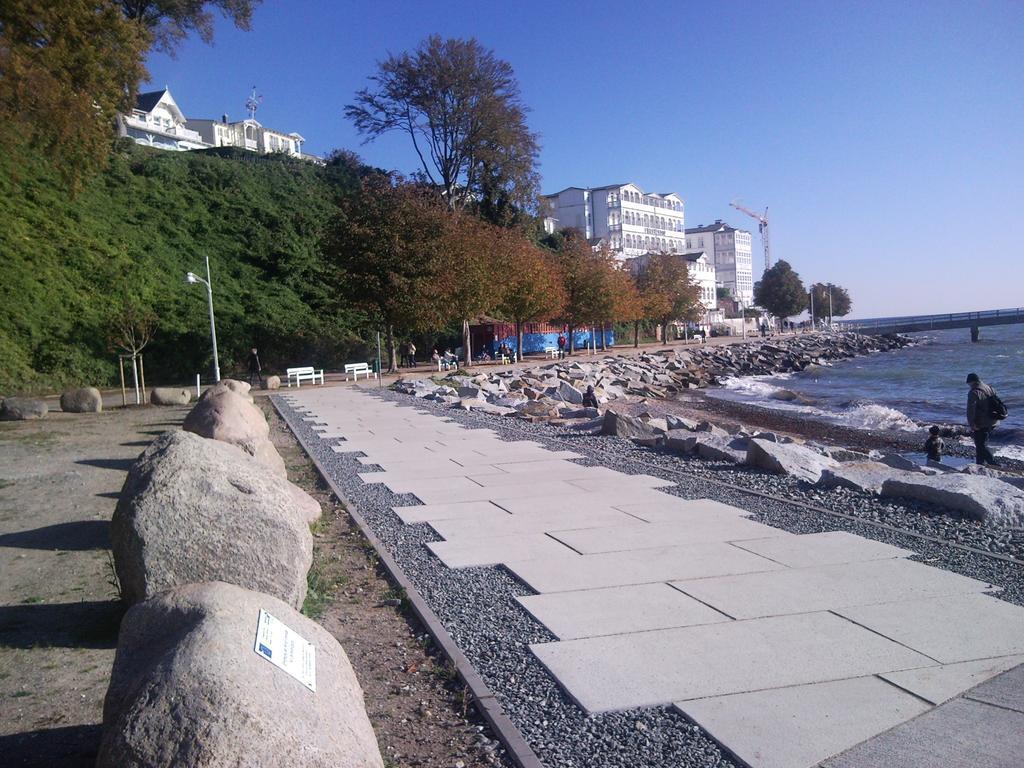 Ferienwohnung In Sassnitz Ruegen Naehe Weltnaturerbe Kreidekueste Exterior photo