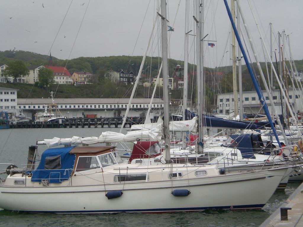 Ferienwohnung In Sassnitz Ruegen Naehe Weltnaturerbe Kreidekueste Exterior photo