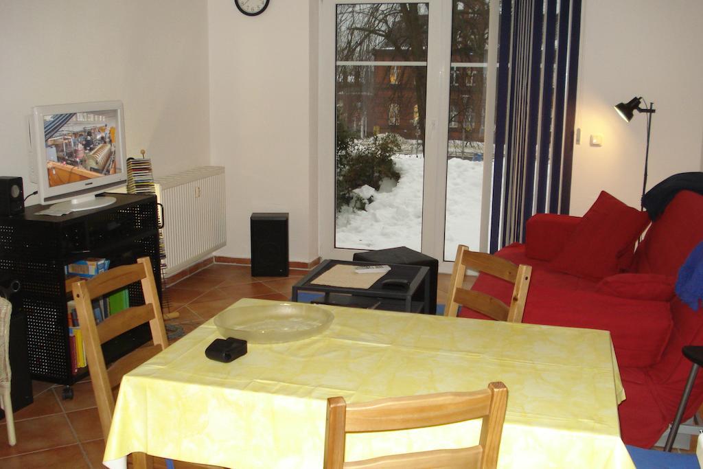Ferienwohnung In Sassnitz Ruegen Naehe Weltnaturerbe Kreidekueste Exterior photo